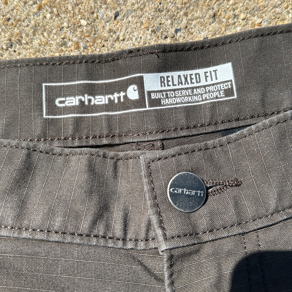 Men’s 33/30 Relaxed Fit Carhartt Utility Cargo Pants - Picture 10 of 14